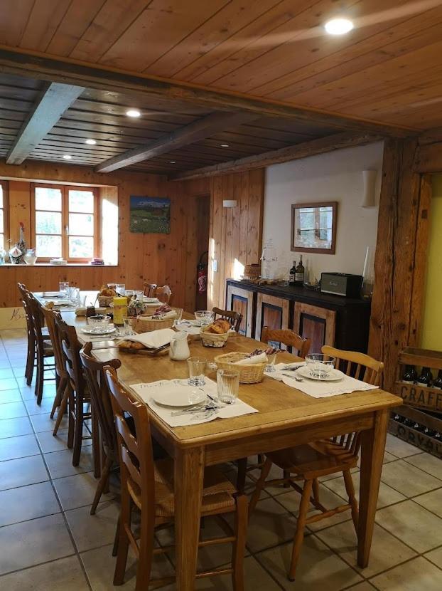 Maison Le Rozet Les Gras Экстерьер фото